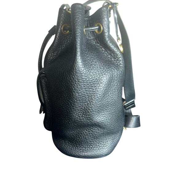 Vintage Dooney & Bourke Black All Weather Leather Sling Backpack Quiet Luxury - Picture 4 of 13